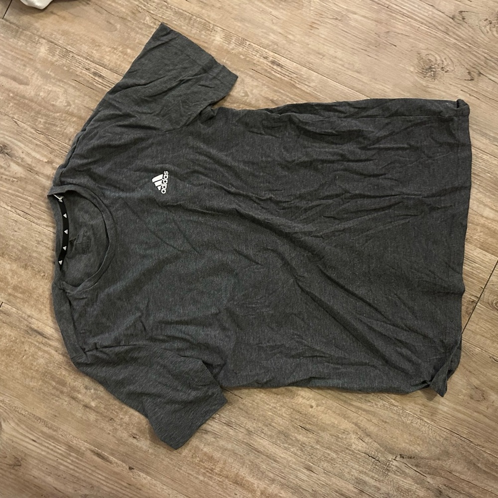 Adidas top